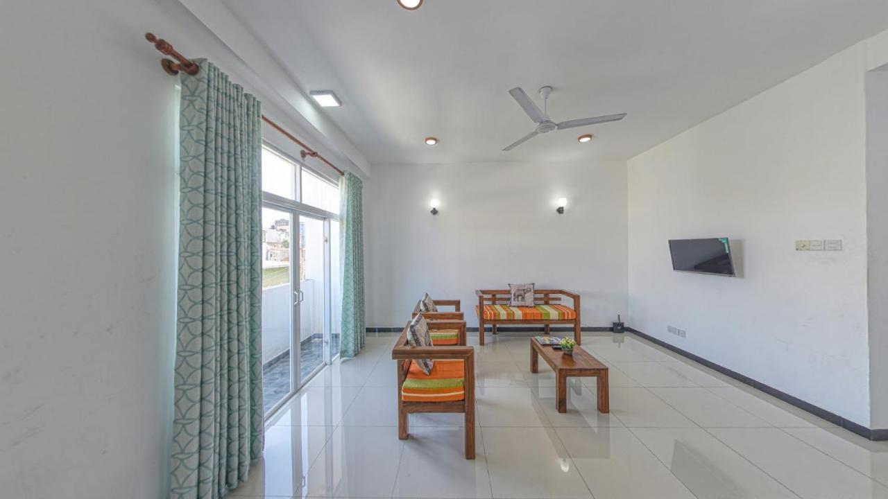 Ocean Breeze Apartment Colombo Exterior foto